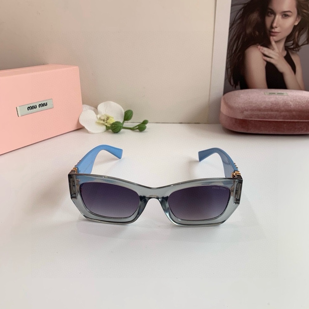 🎀 MIU MIU New Designer Sunglasses Oversized Slimming Frame